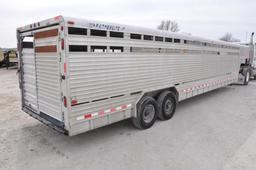 1998 Featherlite 32' aluminum livestock trailer