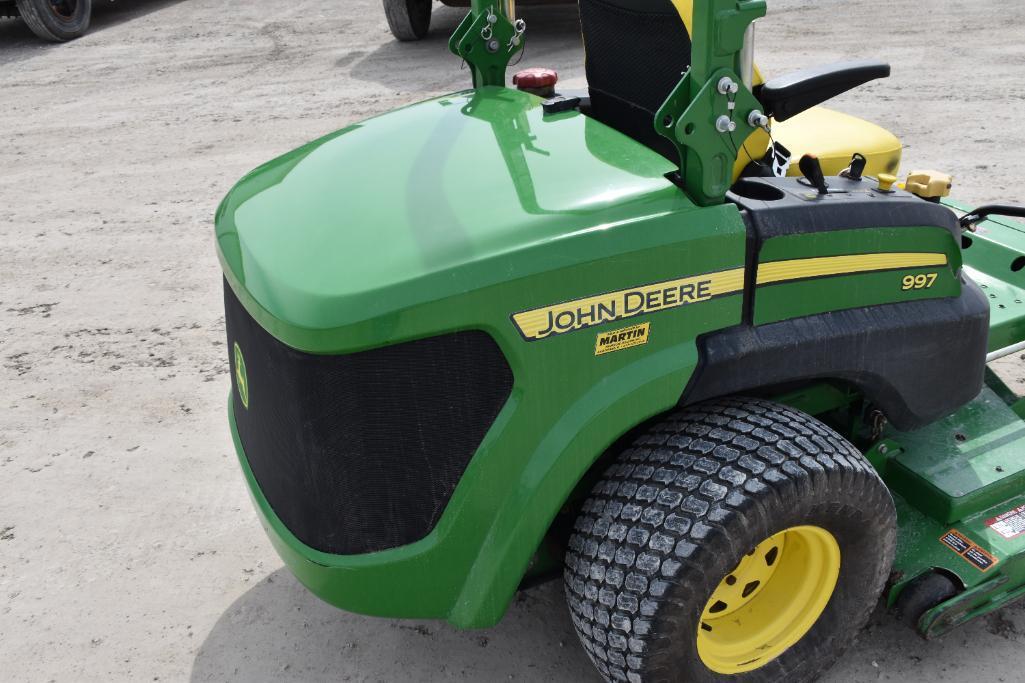 John Deere 997 zero turn mower