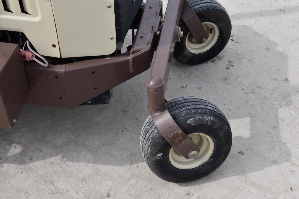 GrassHopper 725D front mount lawn mower