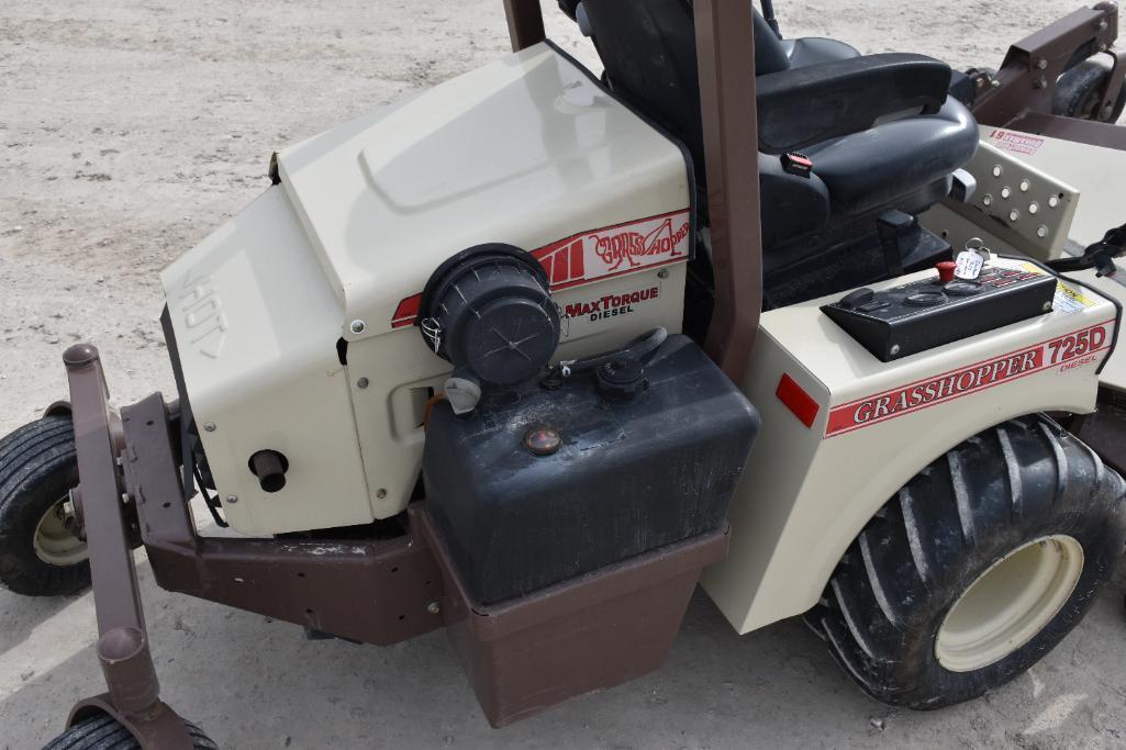 GrassHopper 725D front mount lawn mower