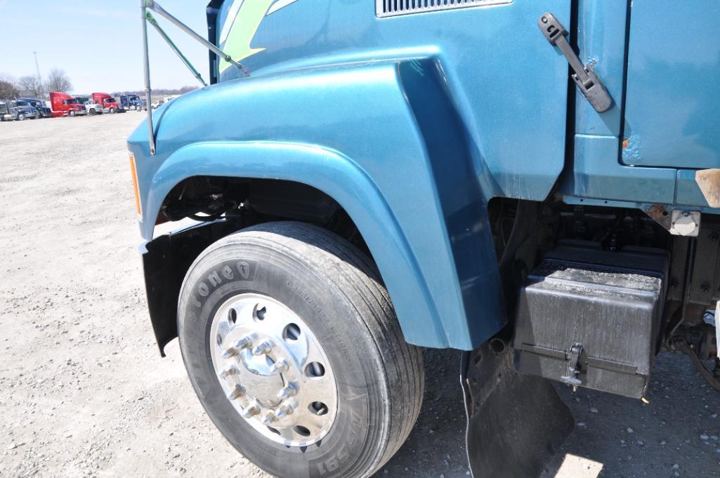 2007 Mack CHN613 day cab semi