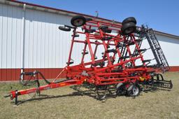 2021 Case-IH Tiger-Mate 255 32' field cultivator