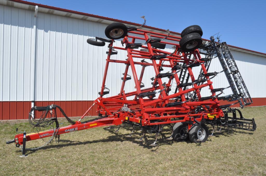 2021 Case-IH Tiger-Mate 255 32' field cultivator