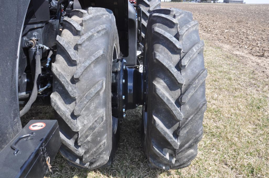 2021 Case-IH Magnum 340 MFWD tractor