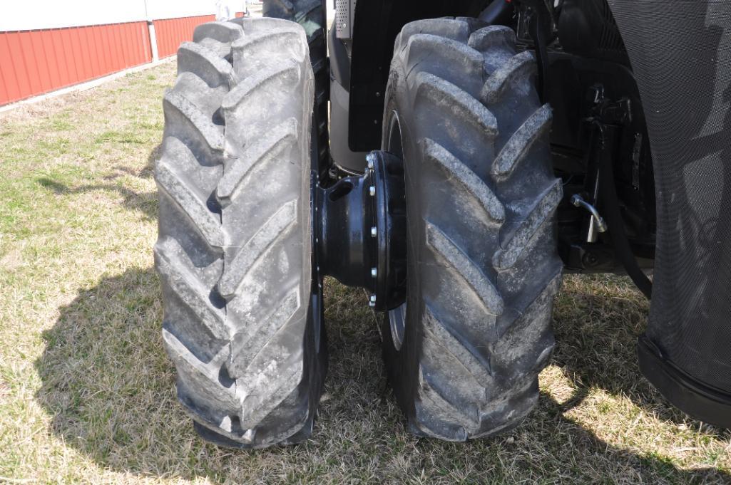 2021 Case-IH Magnum 340 MFWD tractor