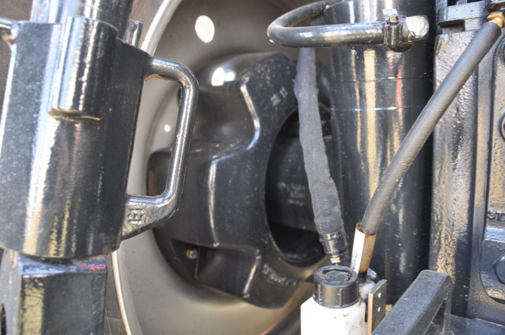 2021 Case-IH Magnum 340 MFWD tractor