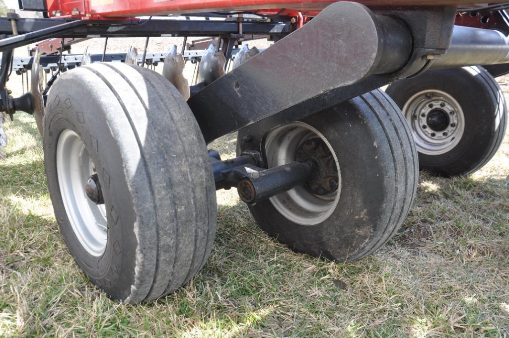 2010 Case-IH 340 32' disk