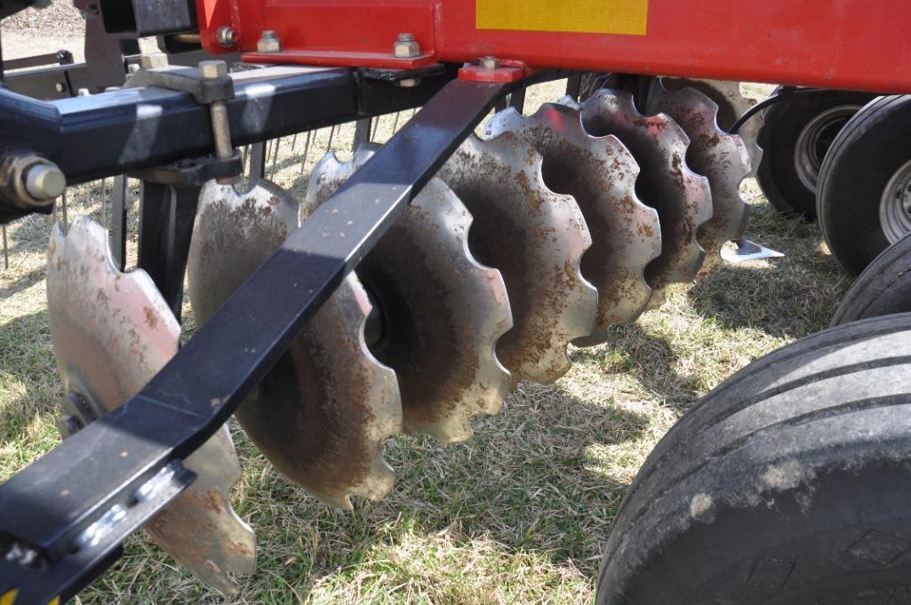 2010 Case-IH 340 32' disk