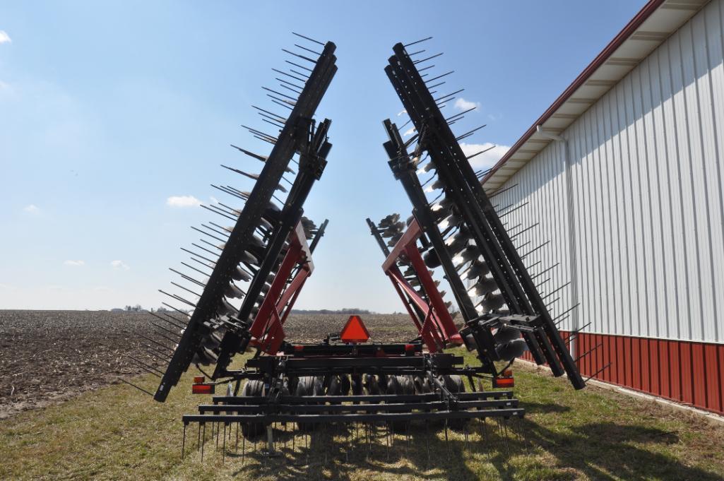 2010 Case-IH 340 32' disk