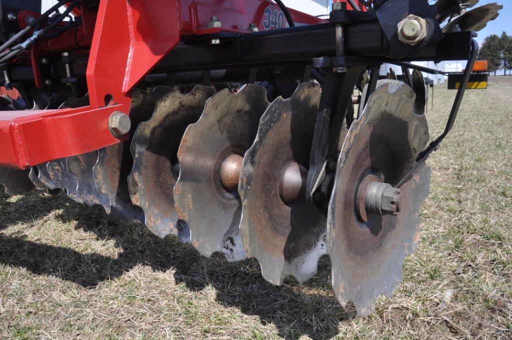 2010 Case-IH 340 32' disk