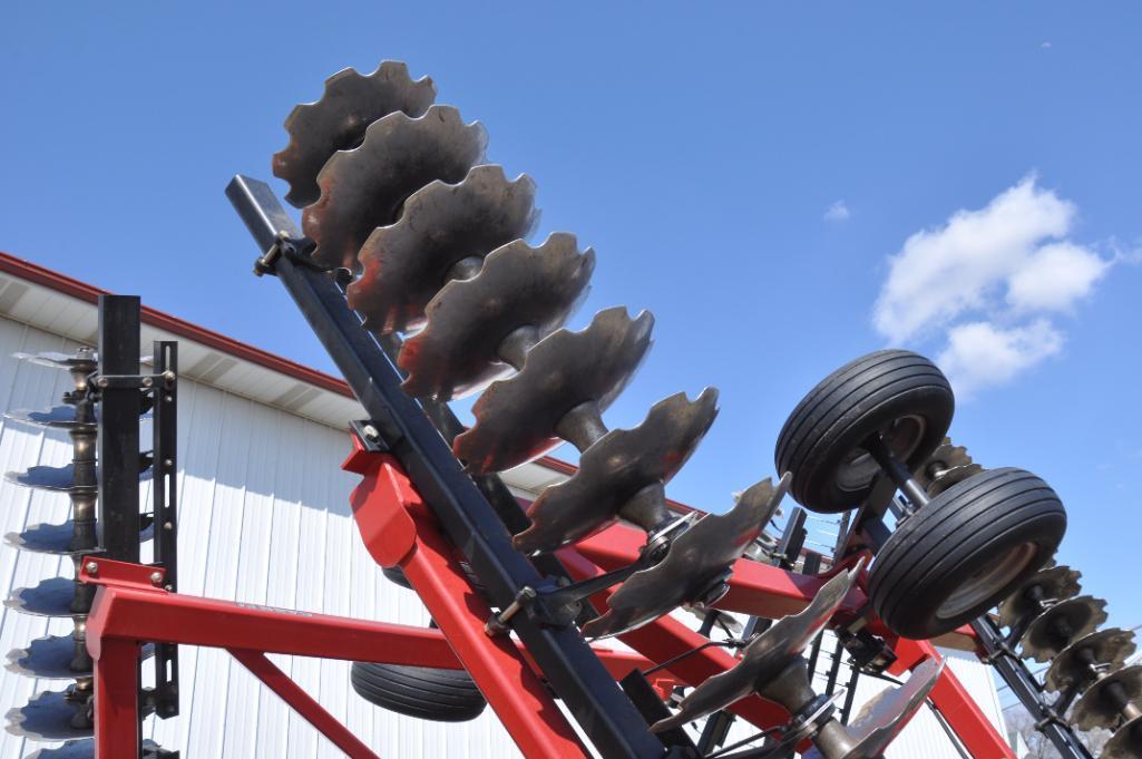 2010 Case-IH 340 32' disk