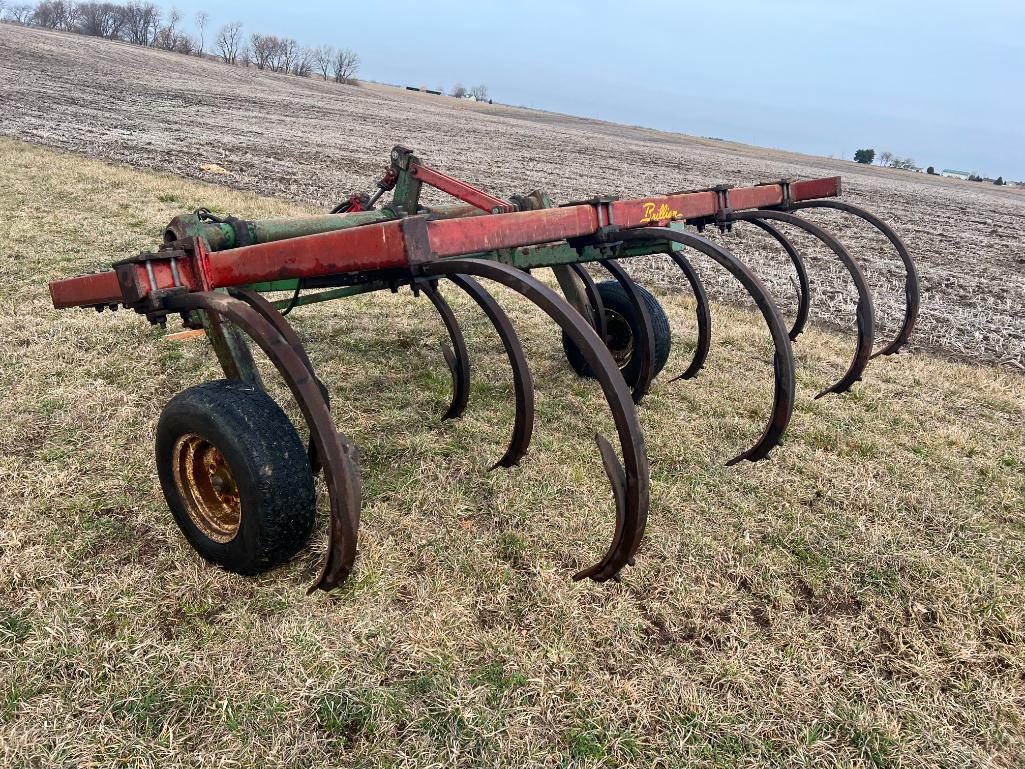Brillion 12' chisel plow