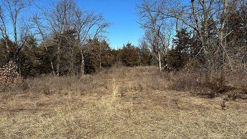 Tract 2 - 177.4 surveyed acres