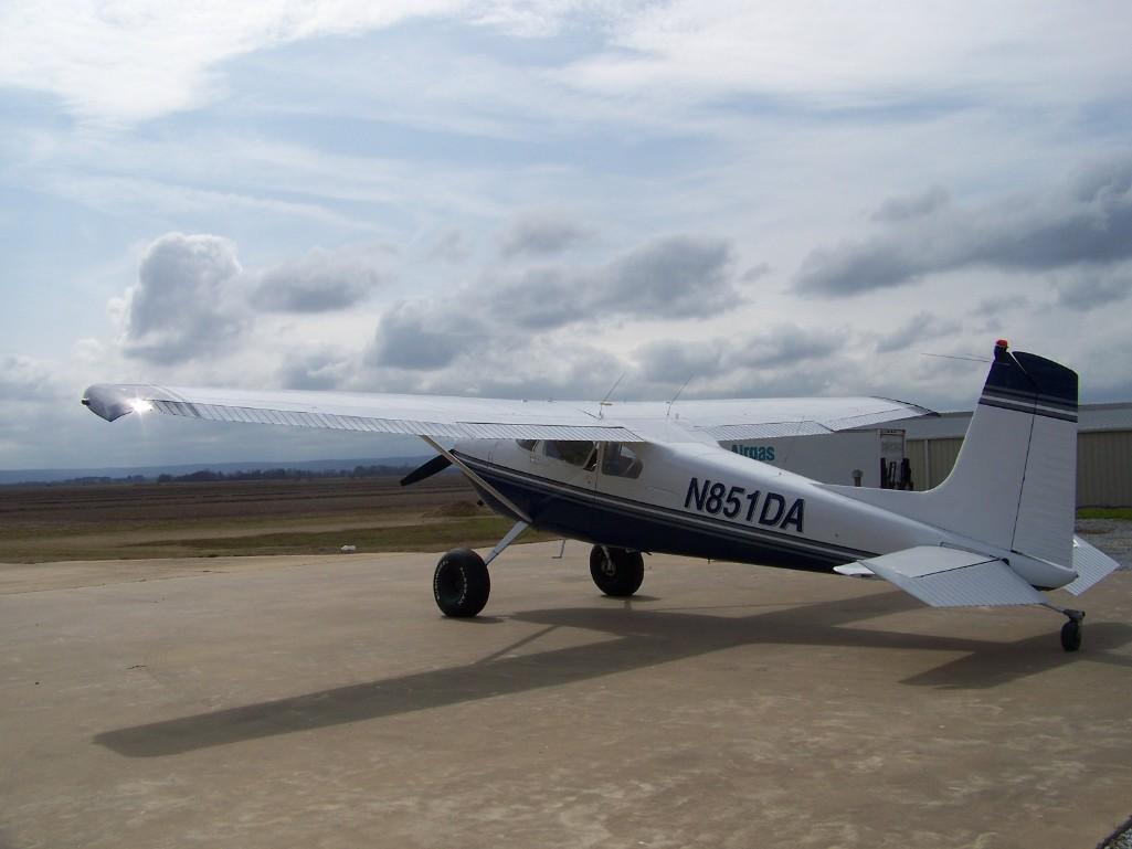 1956 Cessna 180 (SkyWagon)