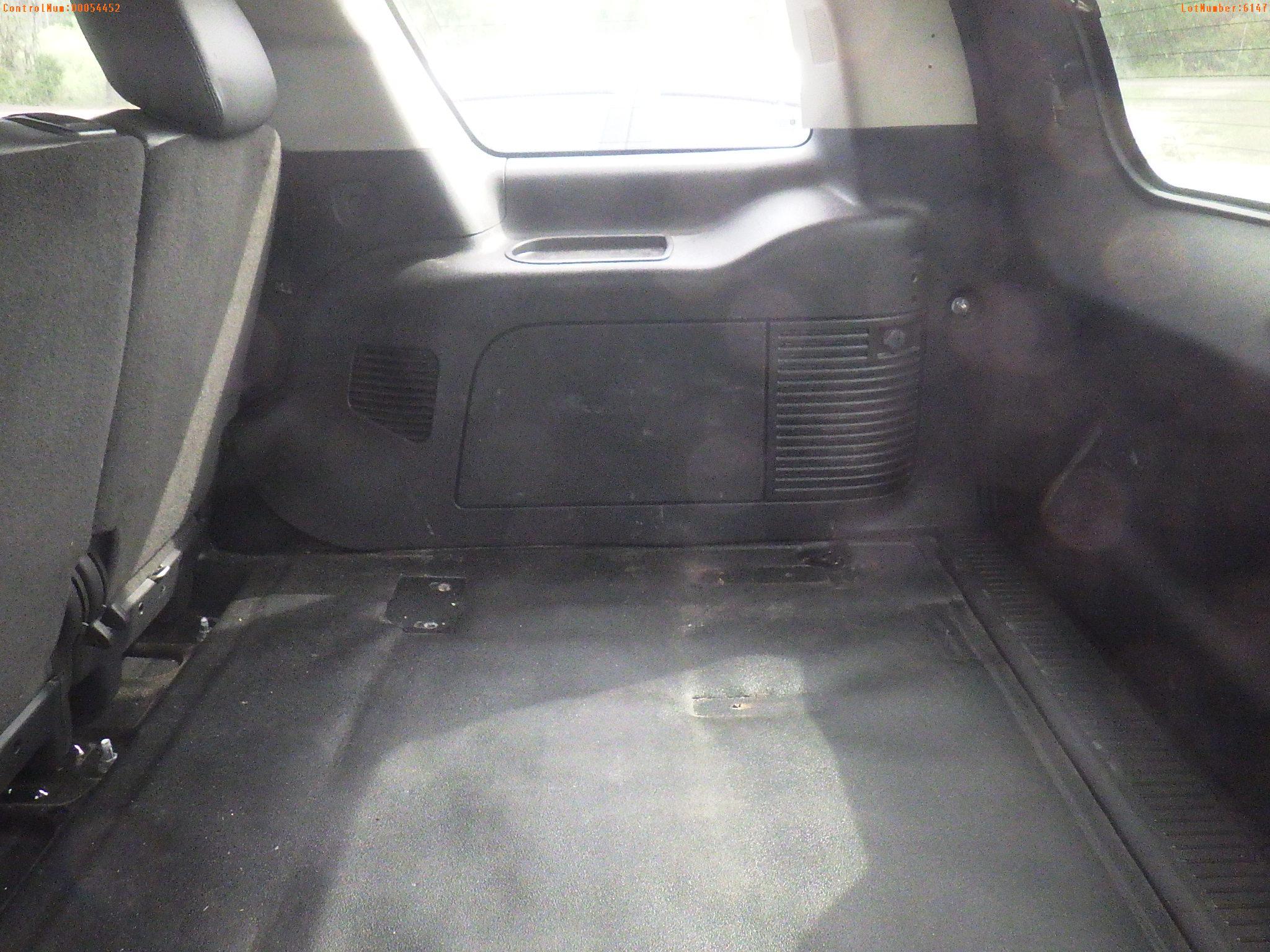 4-06147 (Cars-SUV 4D)  Seller: Gov-Pinellas County Sheriffs Ofc 2012 CHEV TAHOE