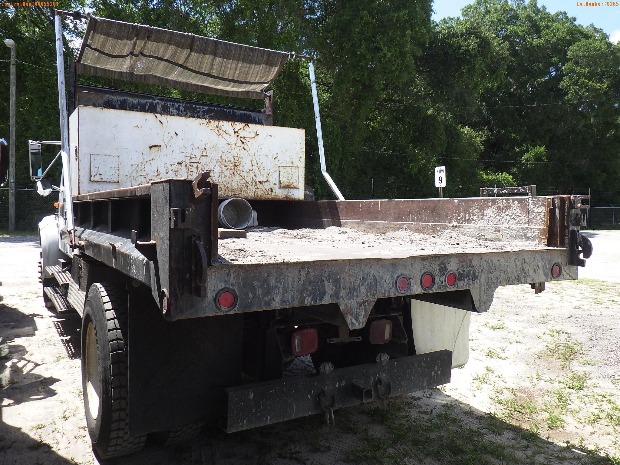 5-08265 (Trucks-Dump)  Seller: Gov-City Of Clearwater 2001 INTL 4700