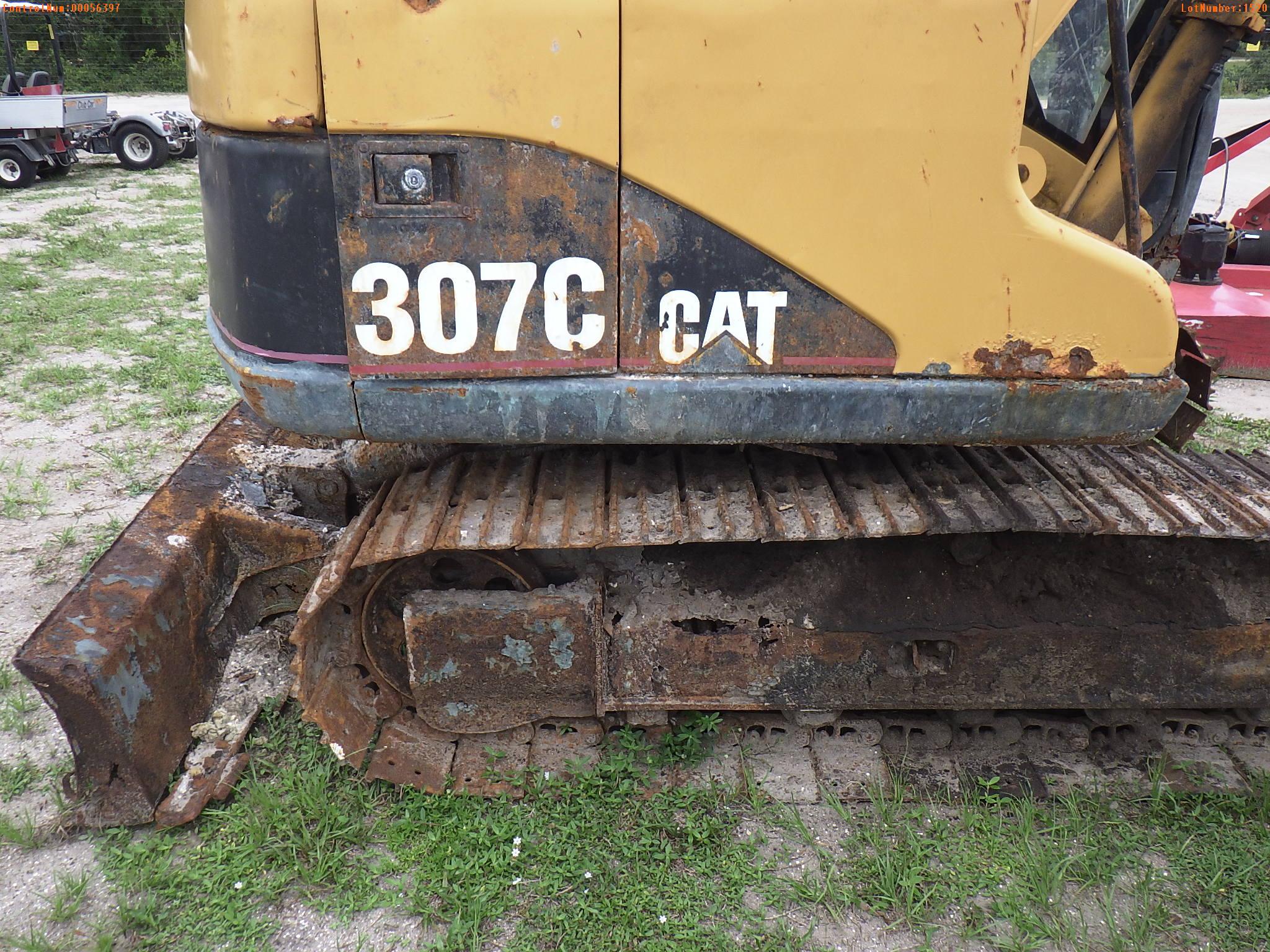 6-01520 (Equip.-Excavator)  Seller:Private/Dealer CAT 307C ENCLOSED CAB TRACK EX