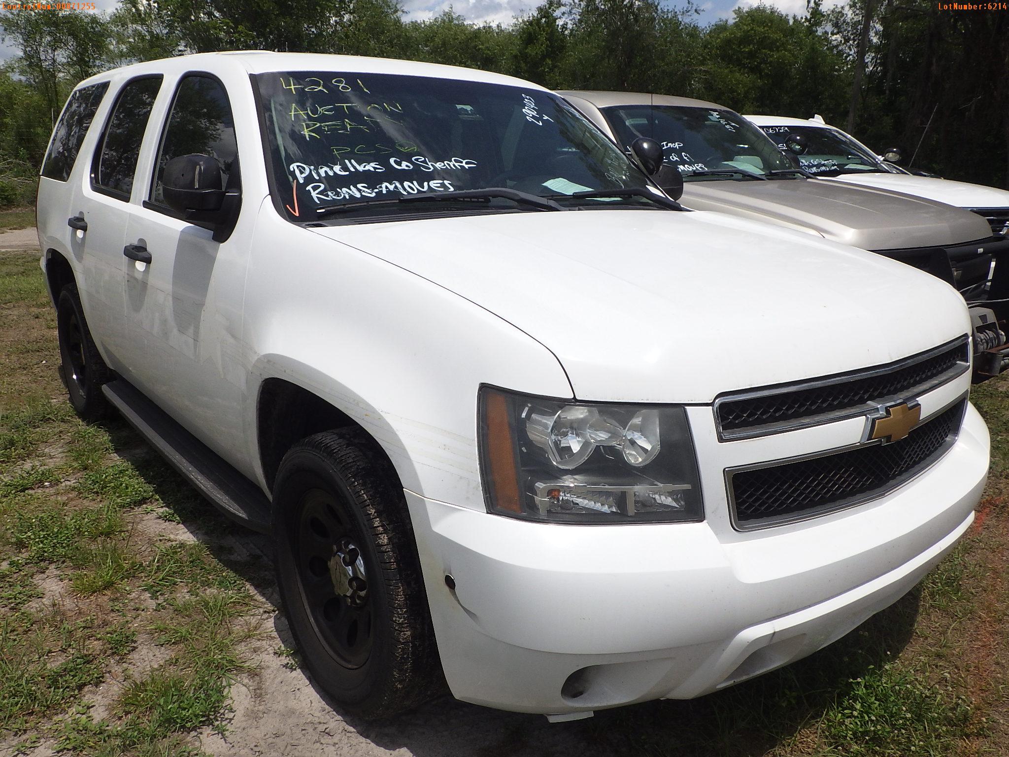 7-06227 (Cars-SUV 4D)  Seller: Gov-Pinellas County Sheriffs Ofc 2012 CHEV TAHOE