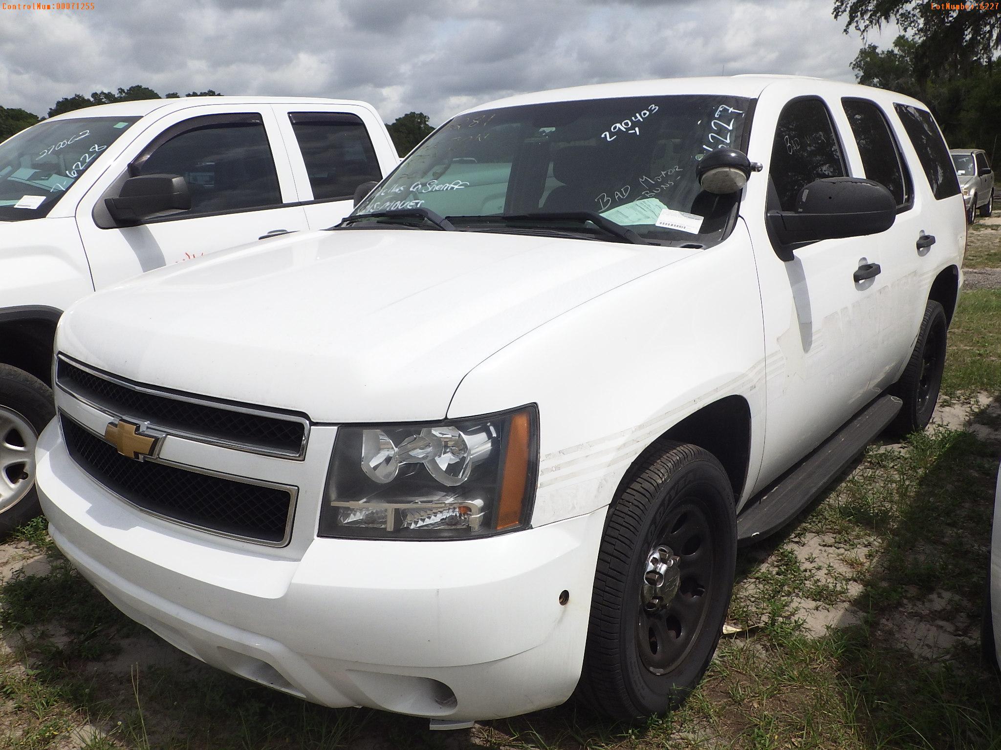 7-06227 (Cars-SUV 4D)  Seller: Gov-Pinellas County Sheriffs Ofc 2012 CHEV TAHOE