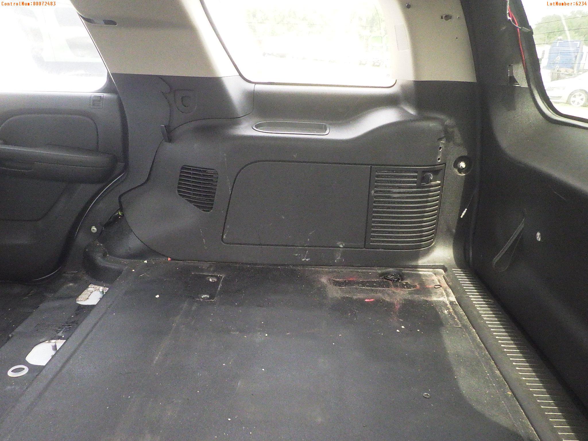 7-06234 (Cars-SUV 4D)  Seller: Gov-Pinellas County Sheriffs Ofc 2012 CHEV TAHOE