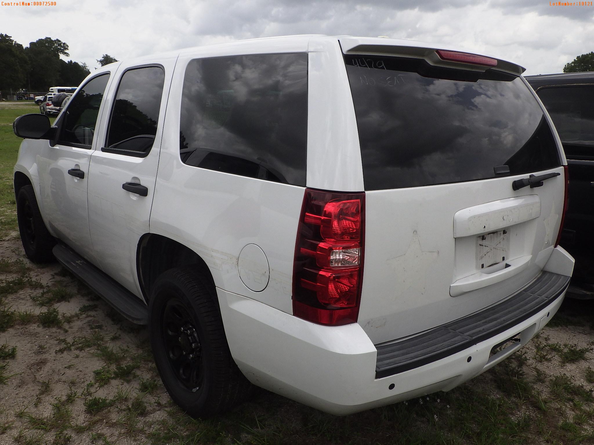 7-10121 (Cars-SUV 4D)  Seller: Gov-Pinellas County Sheriffs Ofc 2013 CHEV TAHOE