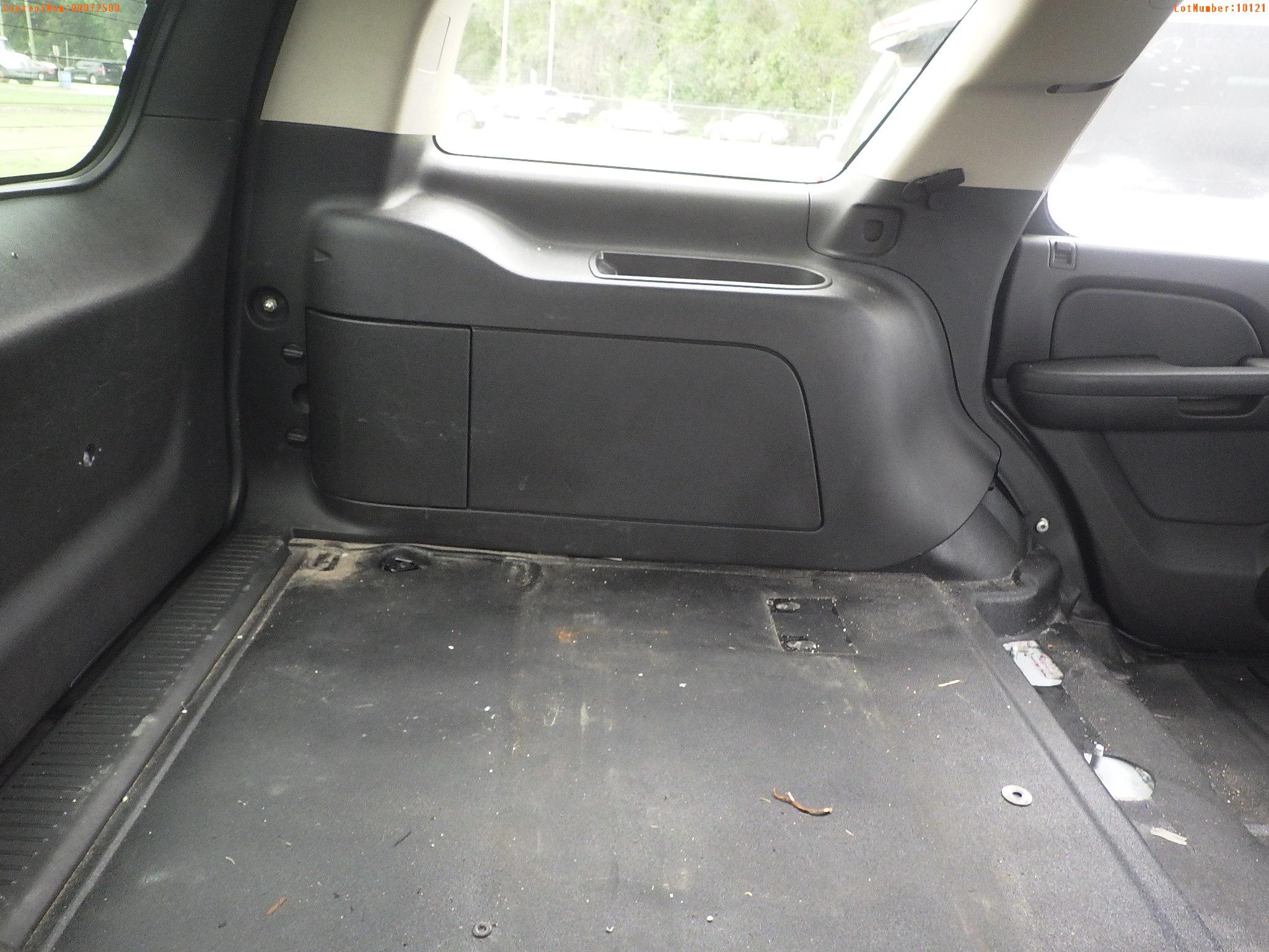 7-10121 (Cars-SUV 4D)  Seller: Gov-Pinellas County Sheriffs Ofc 2013 CHEV TAHOE