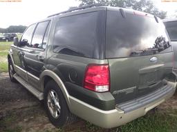 8-06152 (Cars-SUV 4D)  Seller: Florida State F.D.L.E. 2005 FORD EXPEDITIO