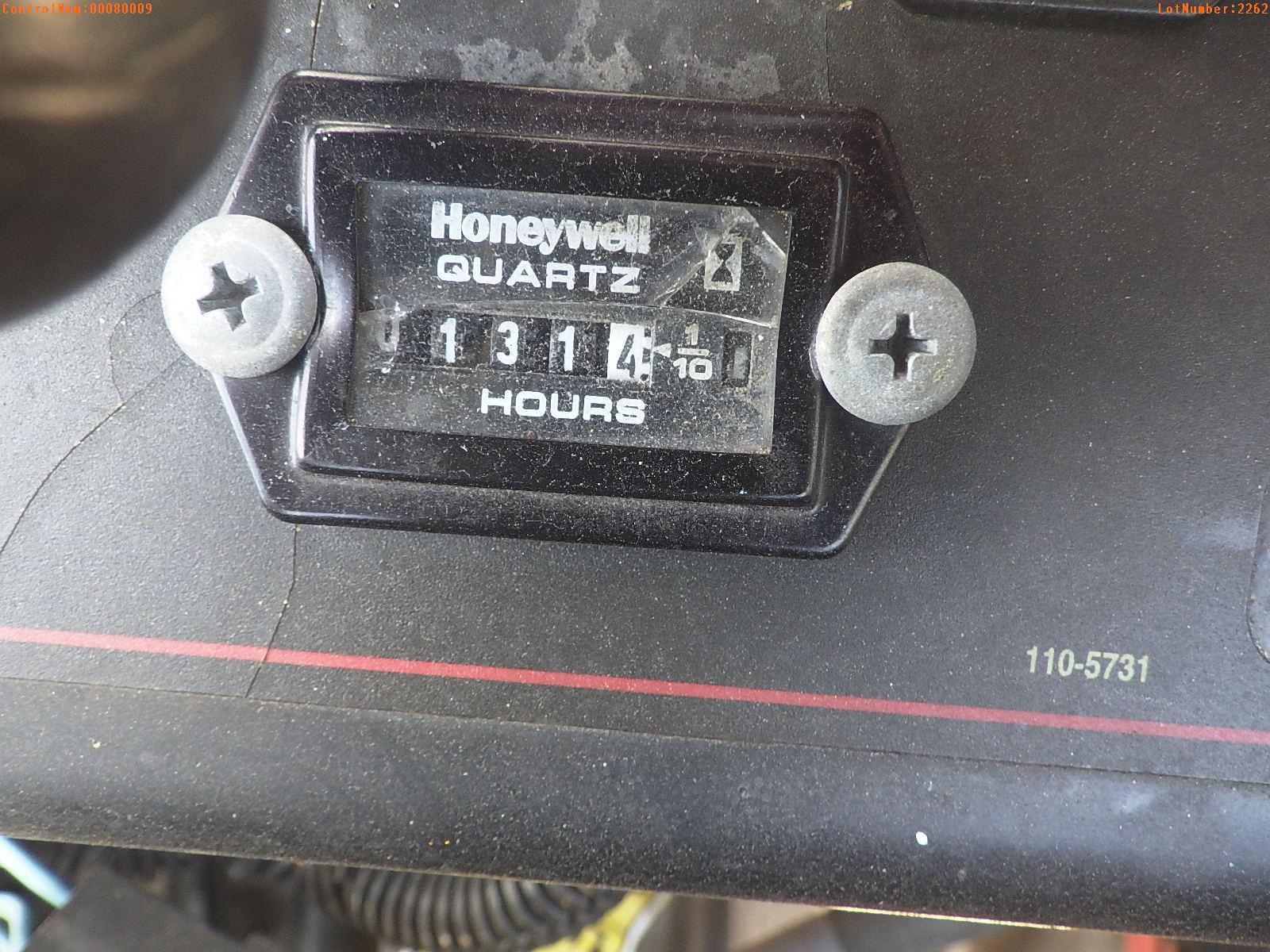 5-02262 (Equip.-Mower)  Seller: Gov-Hillsborough County B.O.C.C. TORO Z-MASTER 6