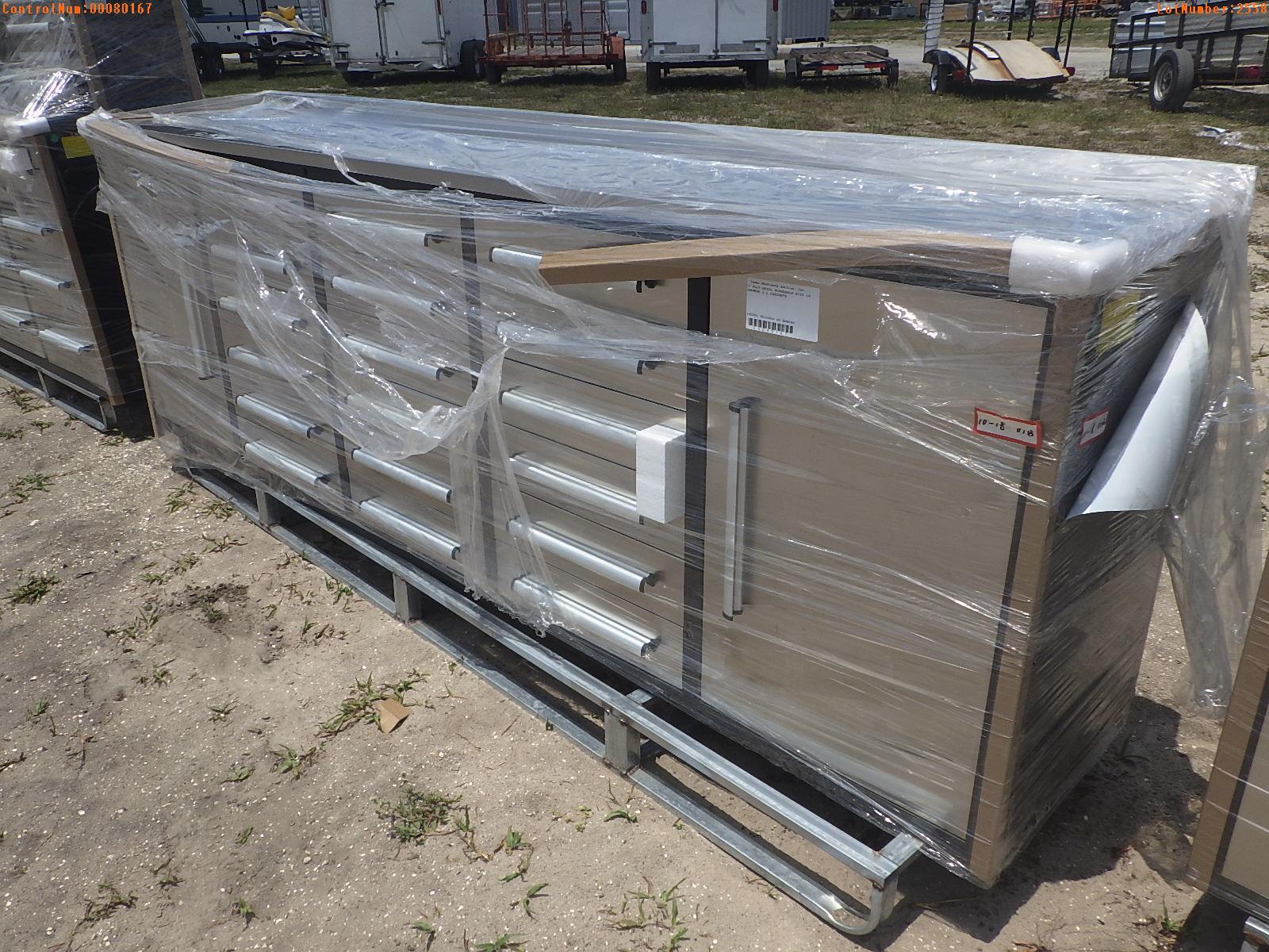 5-02558 (Equip.-Specialized)  Seller:Private/Dealer 10 FOOT 18 DRAWER 2 CABINET