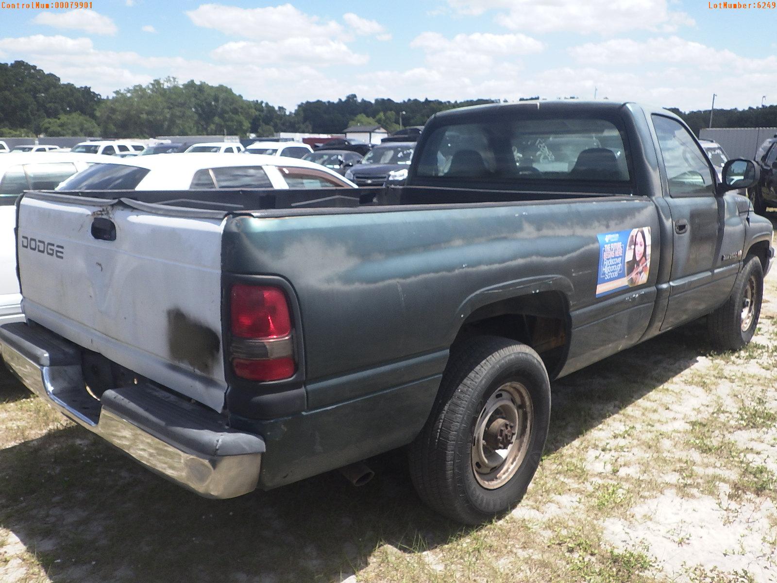 5-06249 (Trucks-Pickup 2D)  Seller: Gov-Hillsborough County School 1999 DODG RAM