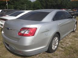 5-10125 (Cars-Sedan 4D)  Seller: Florida State F.D.L.E. 2011 FORD TAURUS