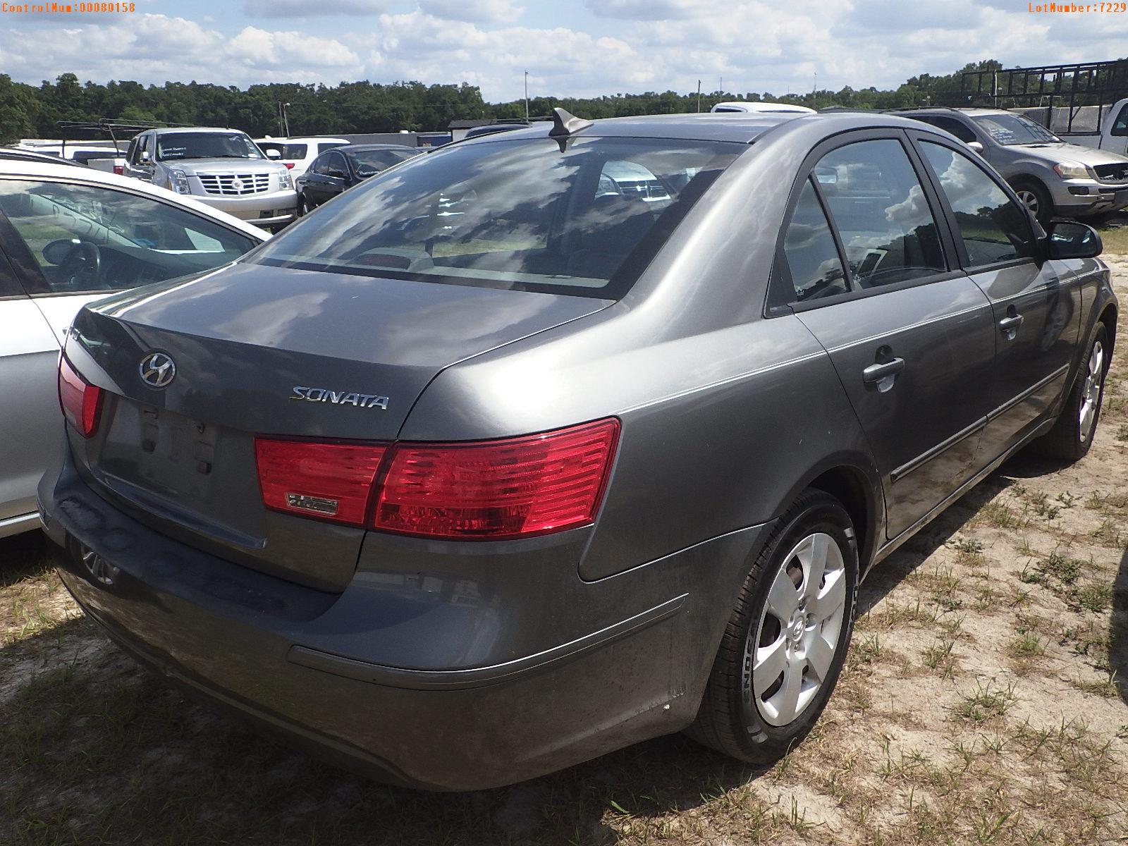 5-07229 (Cars-Sedan 4D)  Seller:Private/Dealer 2009 HYUN SONATA