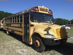 5-09229 (Trucks-Buses)  Seller: Gov-Hillsborough County School 2006 ICRP PB105