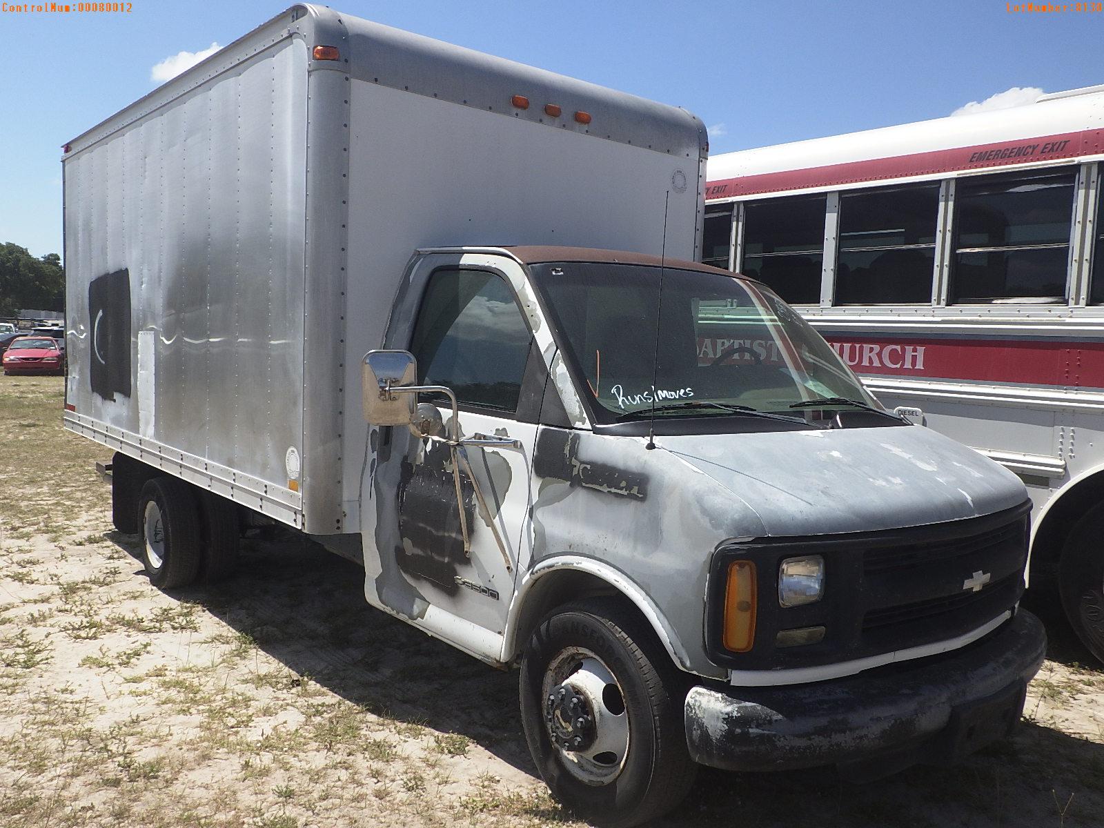 5-08130 (Trucks-Box)  Seller:Private/Dealer 2002 CHEV EXPRESS