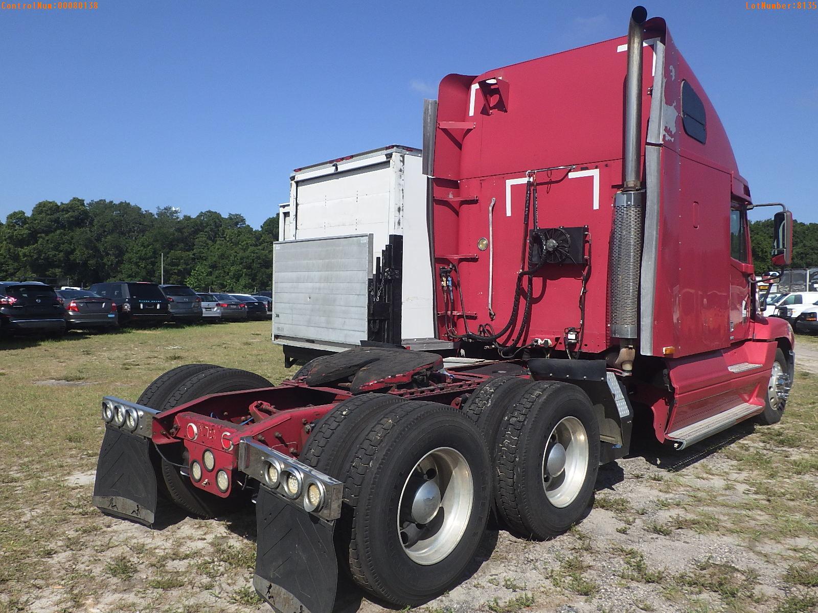 5-08135 (Trucks-Tractor)  Seller:Private/Dealer 2003 FRHT CST120