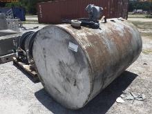 6-04198 (Equip.-Storage tank)  Seller:Private/Dealer 500 GALLON STEEL STORAGE TA