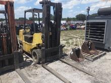 6-01702 (Equip.-Fork lift)  Seller:Private/Dealer HYSTER S80XL2 8500LB FORKLIFT