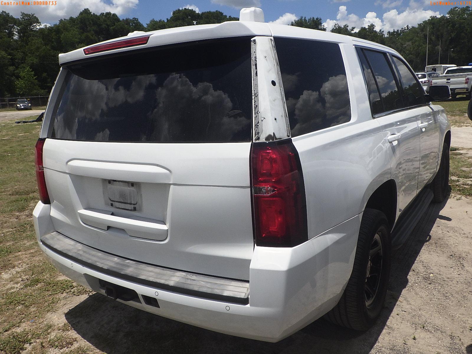 6-06128 (Cars-SUV 4D)  Seller: Gov-Pinellas County Sheriffs Ofc 2017 CHEV TAHOE