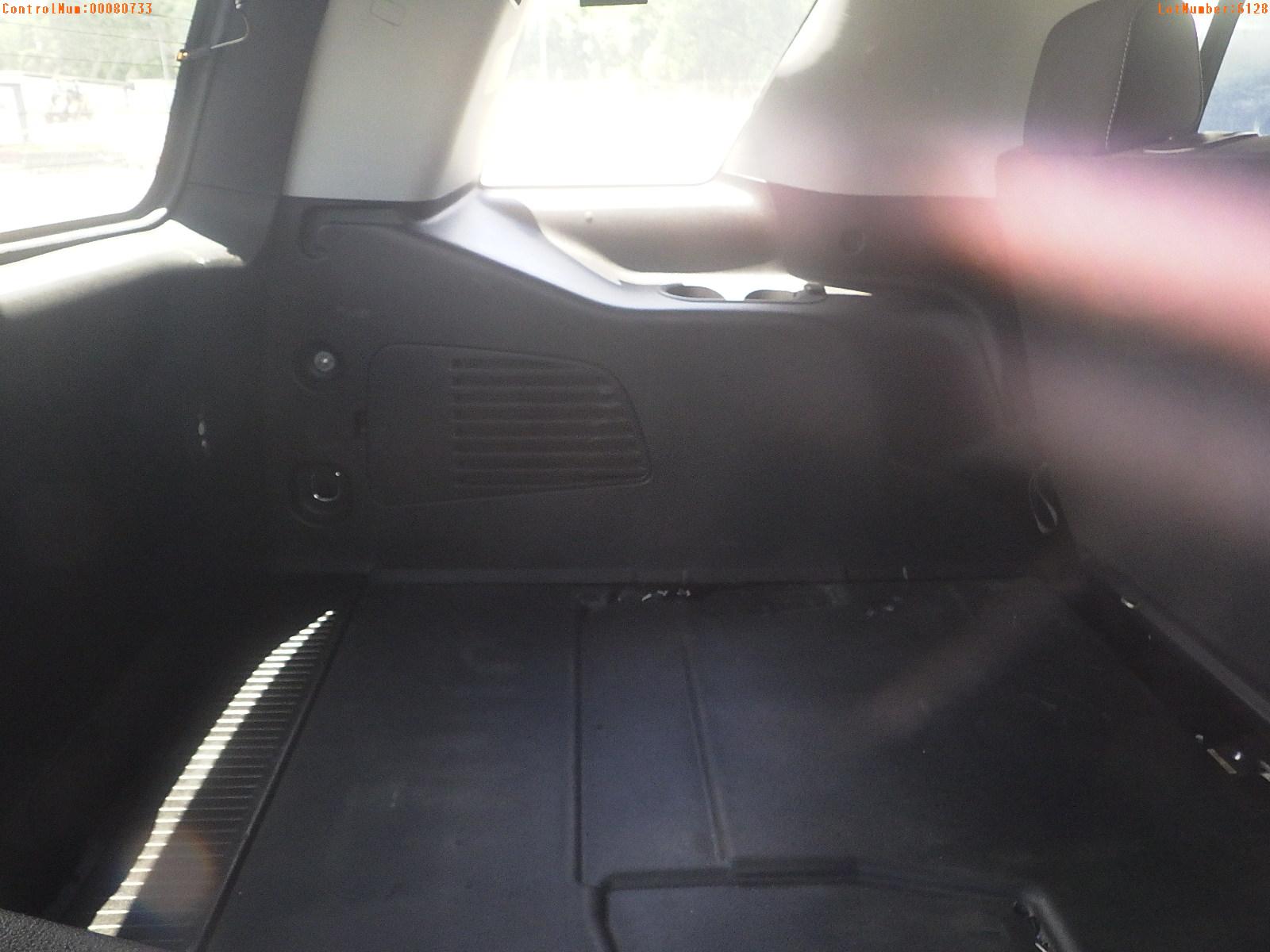 6-06128 (Cars-SUV 4D)  Seller: Gov-Pinellas County Sheriffs Ofc 2017 CHEV TAHOE