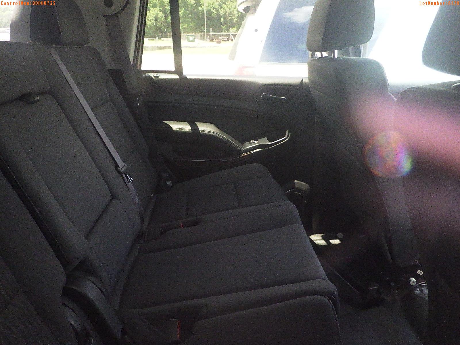 6-06128 (Cars-SUV 4D)  Seller: Gov-Pinellas County Sheriffs Ofc 2017 CHEV TAHOE