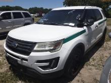 6-05114 (Cars-SUV 4D)  Seller: Gov-Sumter County Sheriffs Office 2016 FORD EXPLO