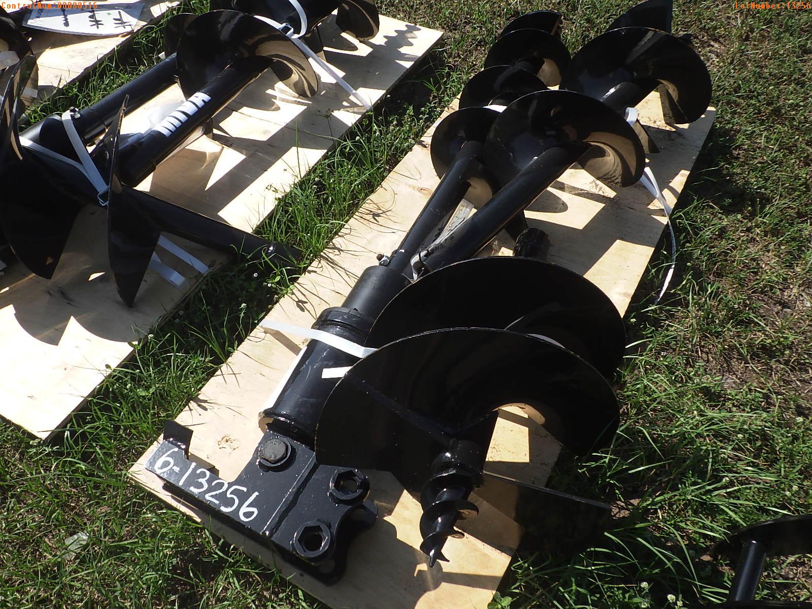 6-13256 (Equip.-Implement misc.)  Seller:Private/Dealer MIVA EXCAVATOR AUGER ATT