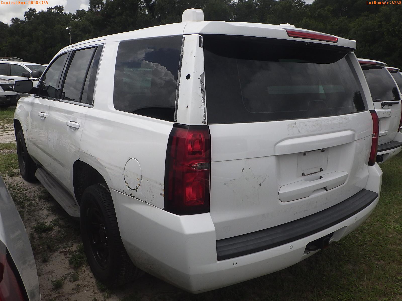 9-06258 (Cars-SUV 4D)  Seller: Gov-Pinellas County Sheriffs Ofc 2015 CHEV TAHOE