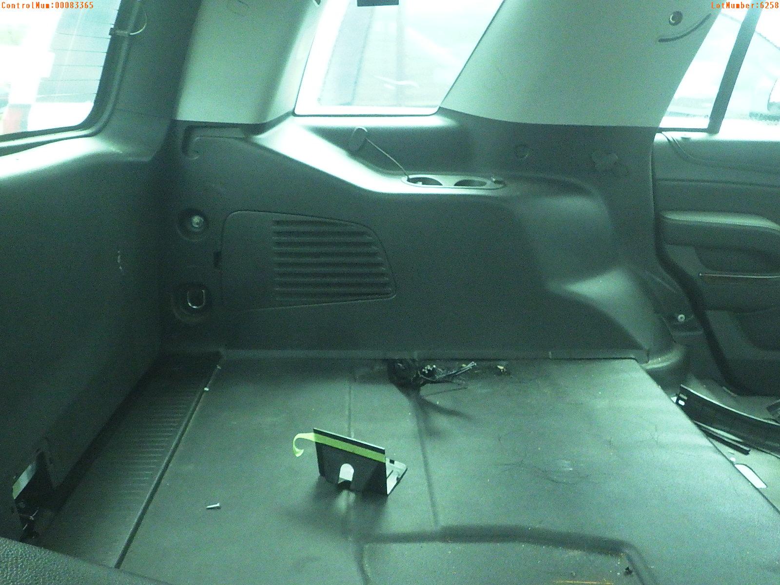 9-06258 (Cars-SUV 4D)  Seller: Gov-Pinellas County Sheriffs Ofc 2015 CHEV TAHOE