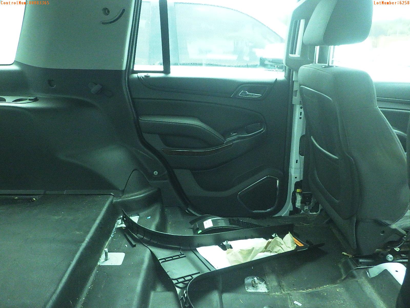 9-06258 (Cars-SUV 4D)  Seller: Gov-Pinellas County Sheriffs Ofc 2015 CHEV TAHOE