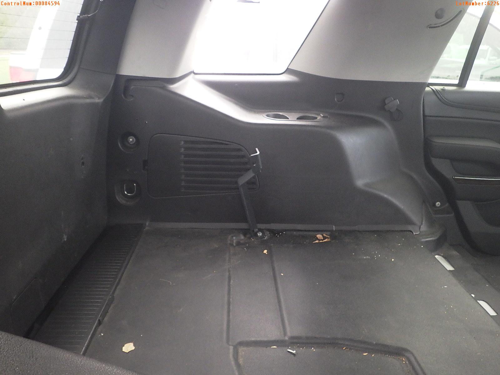 11-06226 (Cars-SUV 4D)  Seller: Gov-Pinellas County Sheriffs Ofc 2016 CHEV TAHOE