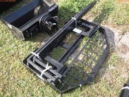 12-13153 (Equip.-Implement misc.)  Seller:Private/Dealer GIYI QUICK CONNECT SKID