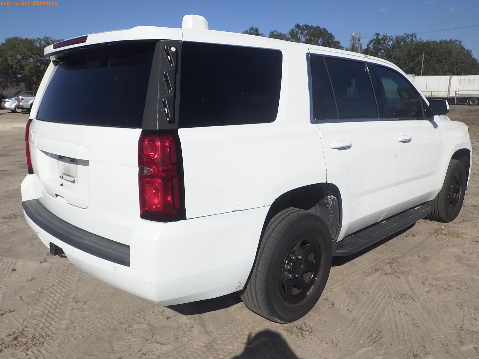 2-06249 (Cars-SUV 4D)  Seller: Gov-Pinellas County Sheriffs Ofc 2018 CHEV TAHOE