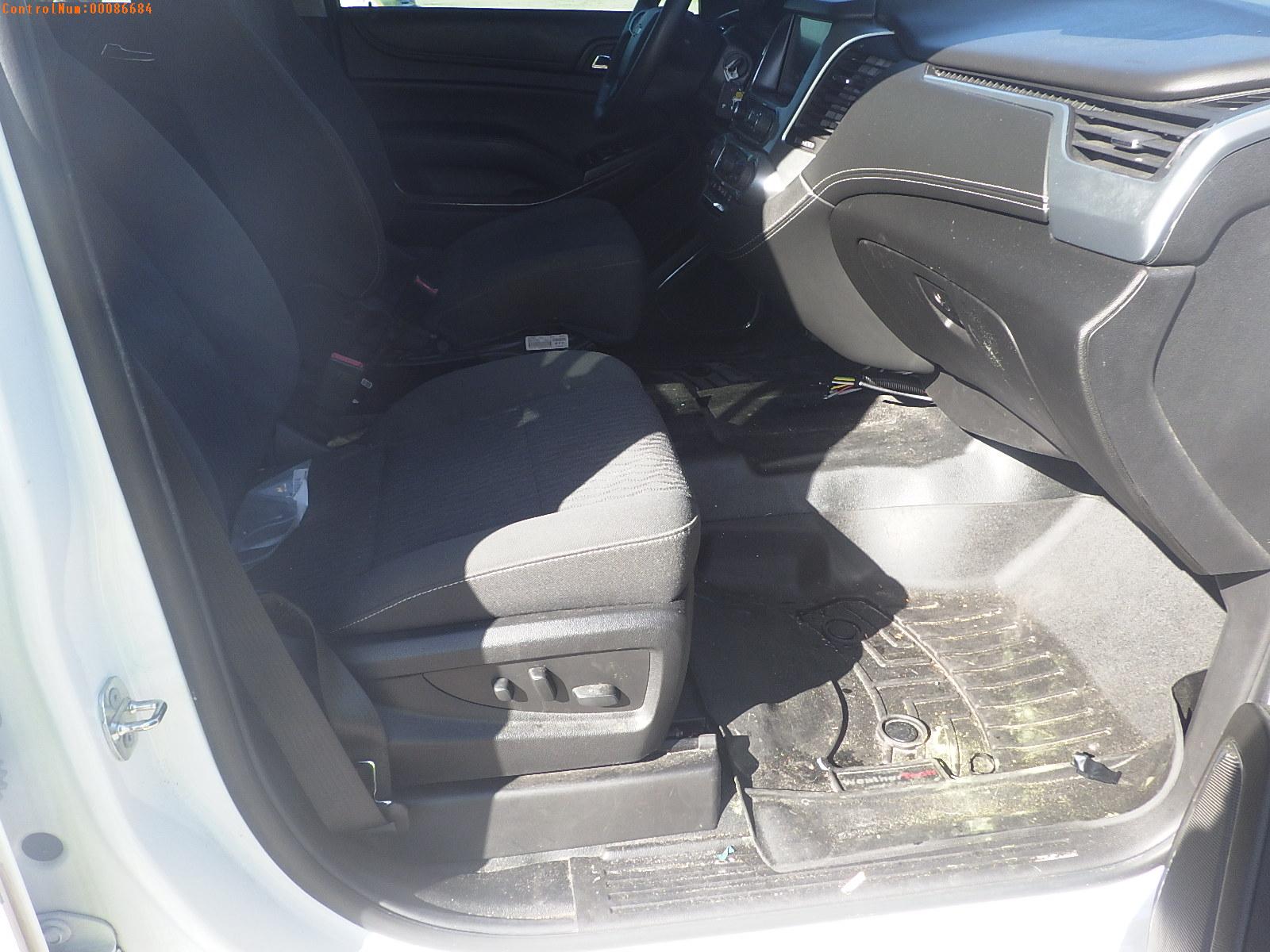 2-06249 (Cars-SUV 4D)  Seller: Gov-Pinellas County Sheriffs Ofc 2018 CHEV TAHOE