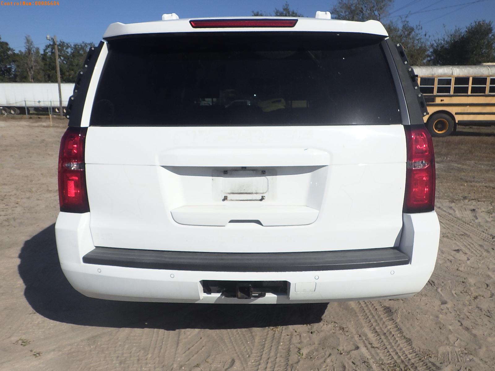 2-06249 (Cars-SUV 4D)  Seller: Gov-Pinellas County Sheriffs Ofc 2018 CHEV TAHOE